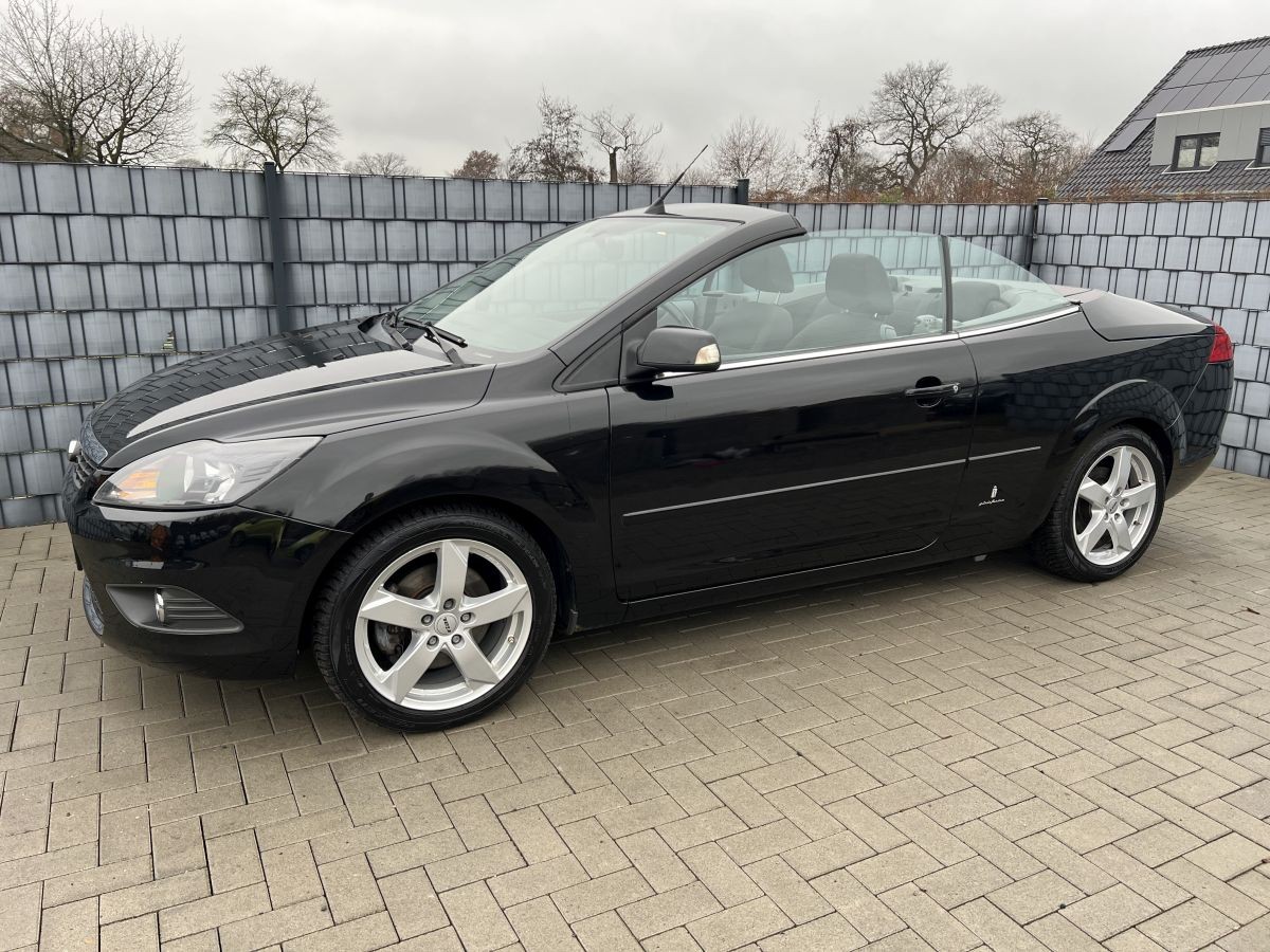 Ford Focus Cabrio 2.0 Black Magic