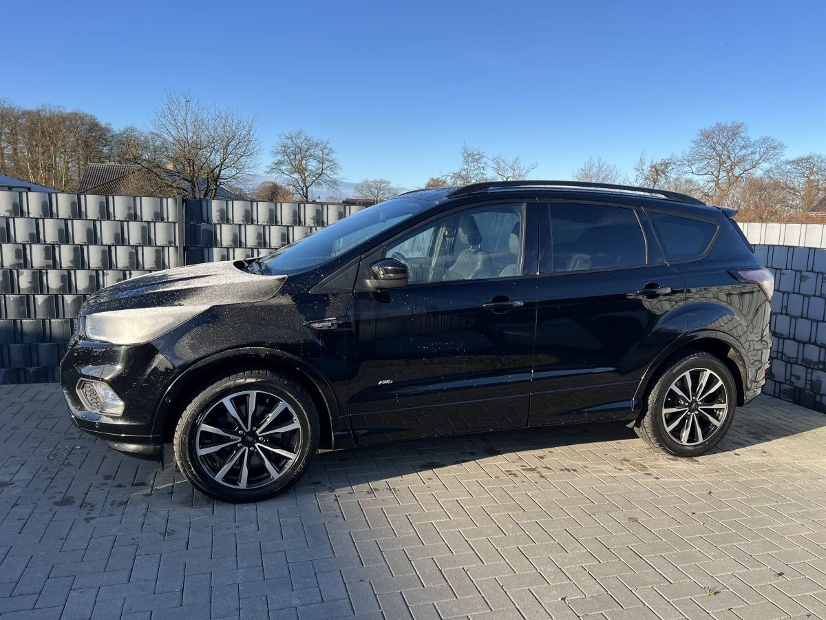 Ford Kuga 1.5 EcoBoost ST-Line 4X4